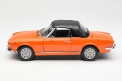 SunStar Fiat 124 Spider BS 1974 orange 1:18