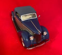 Danbury Mint 1/24 Scale 1936 Ford Deluxe Cabriolet