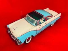 Danbury Mint 1/24 1955 Ford Crown Victoria Custom Classics