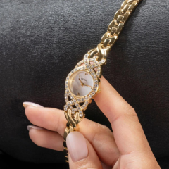 GUGW0682L2 Kadın Kol Saati